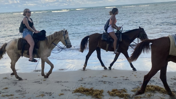 Visitas guiadas a caballo en Punta Cana